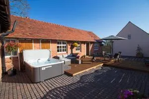 West Mead Cottage - 威勒尔