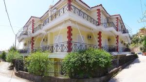 Kapougiati Studios - Ilia Edipsos Sunny and Cozy Getaways