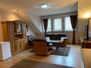 Apartmani Alo Alo (kod Mikija)