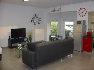 Lunali Verga Kalamata