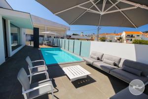 Moderne Villa in Salir do Porto - Villa nas dunas