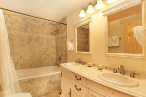 Macgregor Mountain 27C Condo