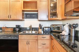 Macgregor Mountain 27C Condo