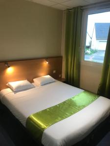 Hotels Hotel Le Saint Aubin : Chambre Double