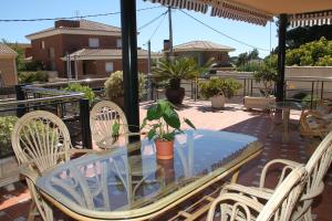 Chalet con piscina privada en zona tranquila de Cambrils