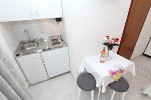 Apartments Divna 