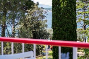 Apartments house Pinezic