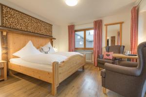 Double Room with Mountain View room in Gästehaus Carola