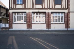 Appartements Elegant appartement en plein coeur de Cabourg - Les locations de Proust : Appartement