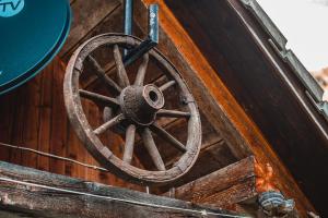 Hiska Rutar Valley Voje