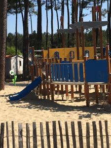 Campings Les Dunes Elena de Contis 2 : photos des chambres