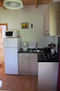 Campings Camping Familial, paisible, mobil home , chalet & emplacement nue : photos des chambres