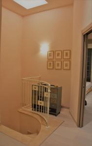 MODERN TOWNHOUSE IN TUSCANY BY THE SEA