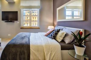 Parkside Apartments