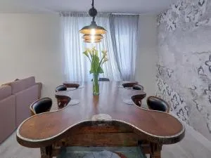 León Escalerilla Plaza Mayor - León