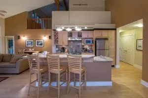 Painted Boat Resort Spa and Marina - Egmont