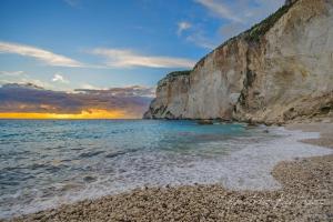 Sea Front Suite "Elena" Paxoi Greece