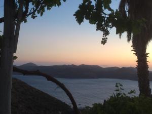 Entre Ciel et Mer Tripiti Milos Grèce Milos Greece