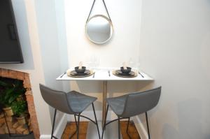 City Centre 1 Bed Apartment - Modern & Bright