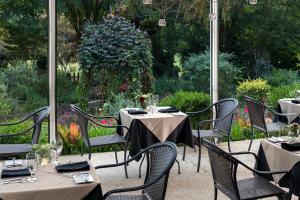 Glen-Ella Springs Hotel & Restaurant