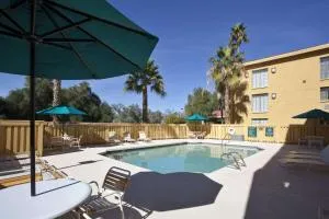 La Quinta Inn by Wyndham Phoenix Sky Harbor Airport - Tempe