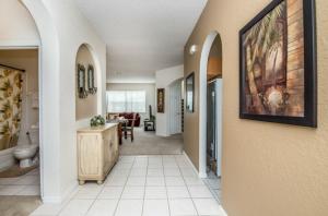 Five-Bedroom House room in Golf Houses Next to the Magic of Disney World