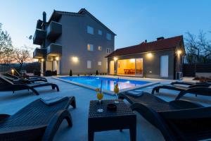 VILLA MAGNOLIA by Split