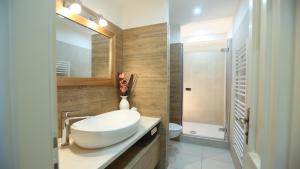 Rialto Luxury Apartment