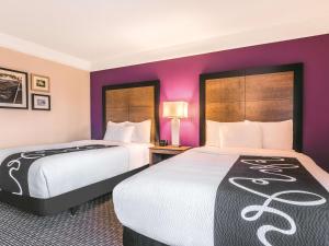 Double Room with Two Double Beds - Disability Access room in La Quinta by Wyndham Shreveport Airport