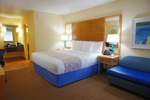 King Room room in La Quinta Inn by Wyndham Ft. Lauderdale Northeast