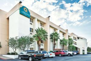 La Quinta Inn by Wyndham Austi..