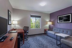 Suite with Two Queen Beds - Non-Smoking room in La Quinta by Wyndham Knoxville North I-75