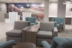 La Quinta by Wyndham Pittsburg - 乔普林