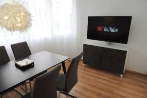 Precioso piso en Oviedo, Parking, Wifi y Netflix By DeLabra Apartments