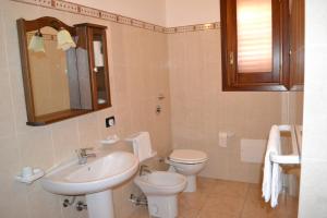 Double Room with Terrace room in Bar Gelateria Case Vacanza La Giara