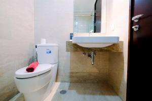 Cozy Studio Menteng Park Apartment By Travelio