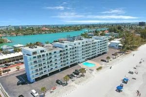 2 Bed 2 Bath Apartment in Tampa Bay - Сент-Пит-Бич