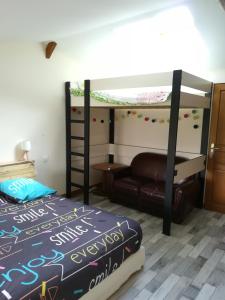 B&B / Chambres d'hotes Les Marmottes Charentaises : photos des chambres