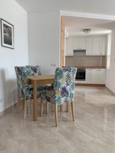 H Central Apartment