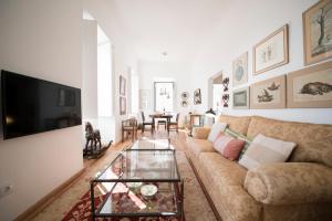 Light Lovers Apartment