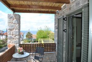 Petras Gi - Stone Houses Messinia Greece