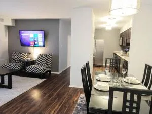 Desirable Condo in Central Raleigh - Method