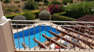 Lovely Burgau villa just 3 mins walk from beach
