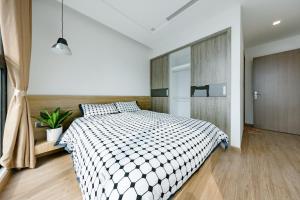 Vinhomes Metropolis- 2 Bedrooms- Lotte- HN