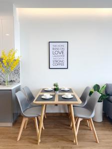 Vinhomes Metropolis- 2 Bedrooms- Lotte- HN