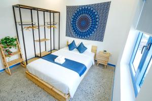 Santori Hoi An Villa, 6 BedRooms 11 Beds Private Pool, kitchen and Garden