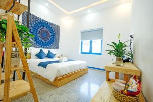 Santori Hoi An Villa, 6 BedRooms 11 Beds Private Pool, kitchen and Garden