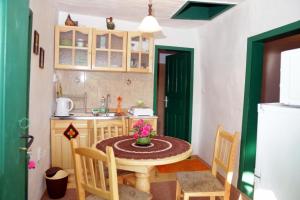 Chata walnut house radlovtsi Kjustendil Bulharsko