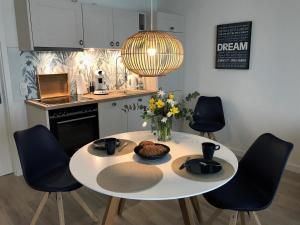 SEASIDE APARTMENTS - BEACHHOUSE BLUE