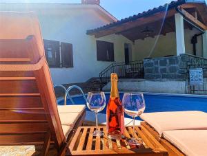 Holiday Home Deni 